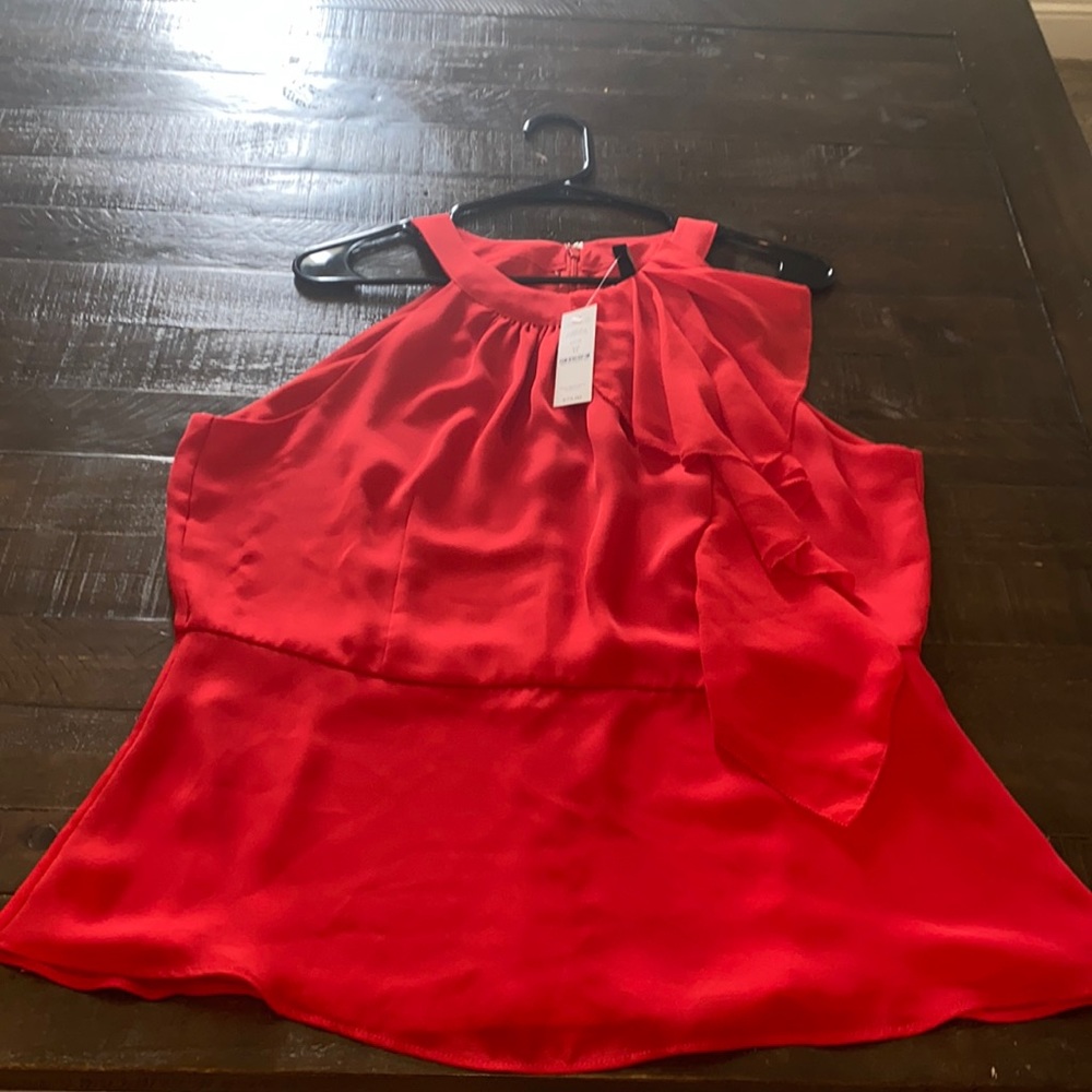 White House Black Market Date top